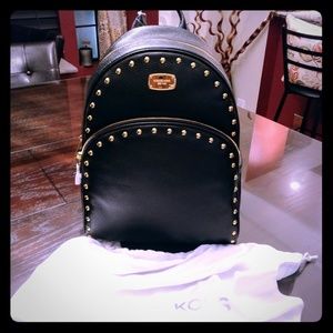 💖NWT: MICHAEL KORS Abbey Lg Backpack 38F7YAYB7L